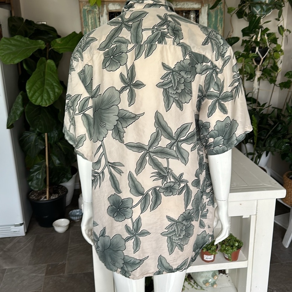 Vintage 100% men’s silk, print green&tan short sleeve button down tropical - Picture 4 of 8